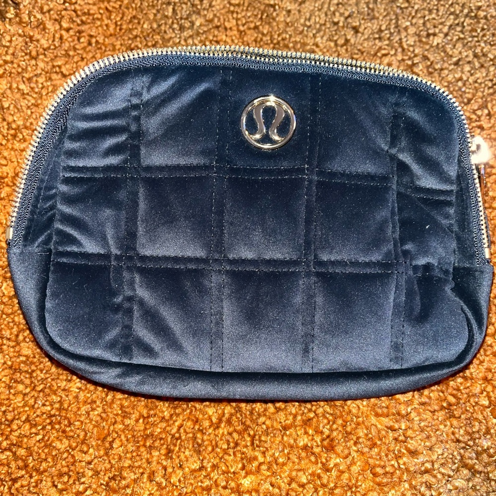 Lululemon Black Quilted Pouch